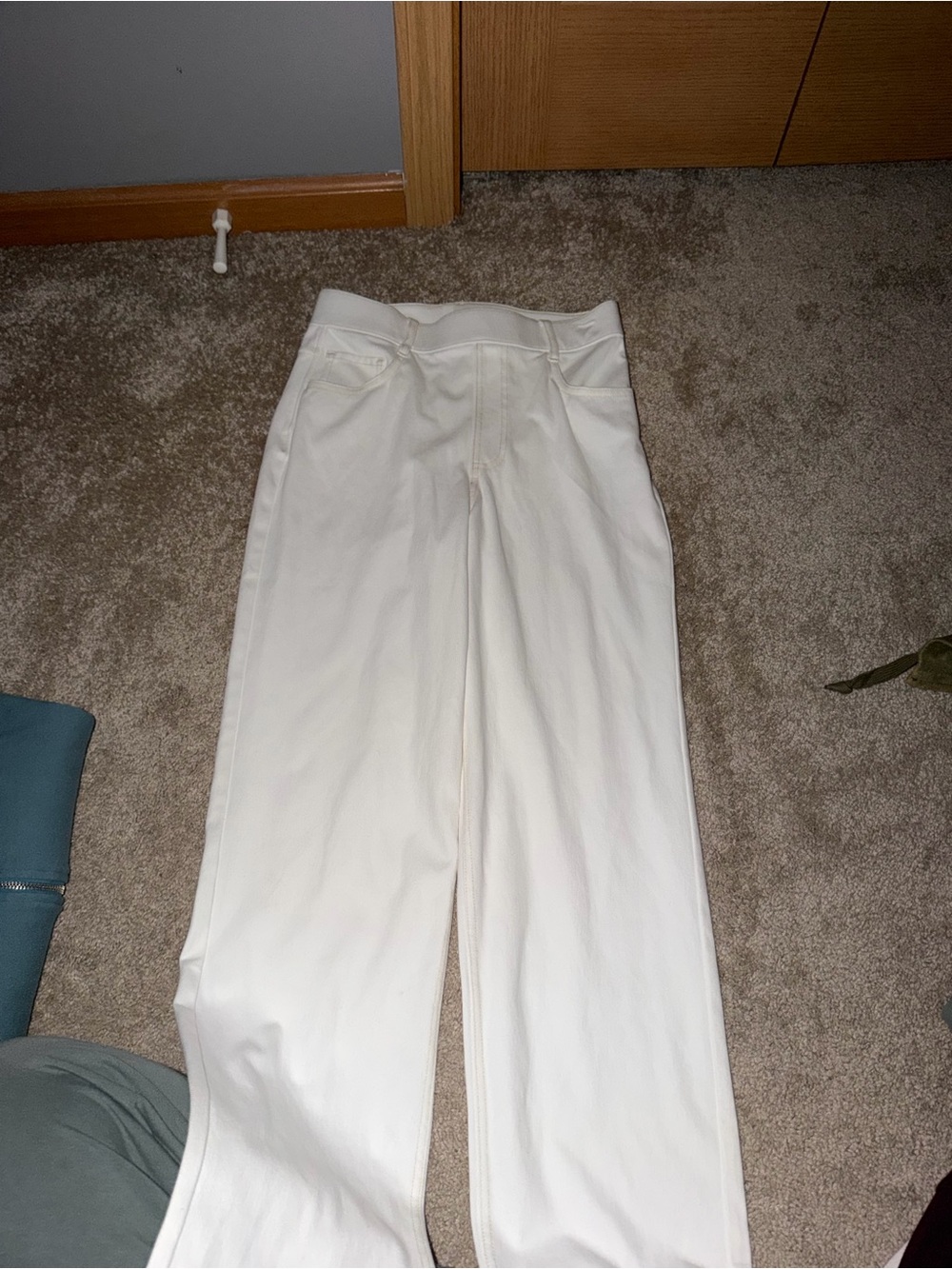 HALARA High-Rise Wide Leg Cream Jeans